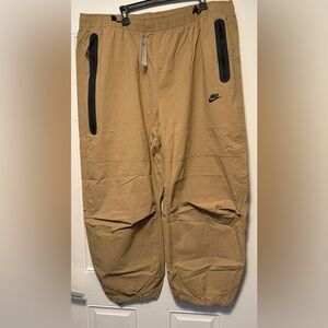 Nike men’s xl or xxl tech pants NWT